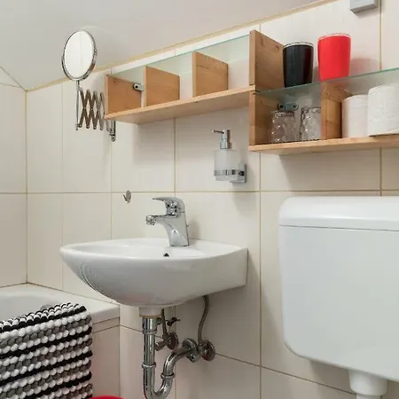 Waterview Apartment