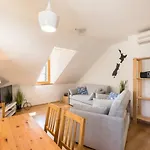 Waterview شقة ميميتسا